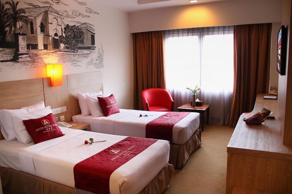 Abadi Hotel Malioboro Yogyakarta By Tritama Hospitality Екстериор снимка