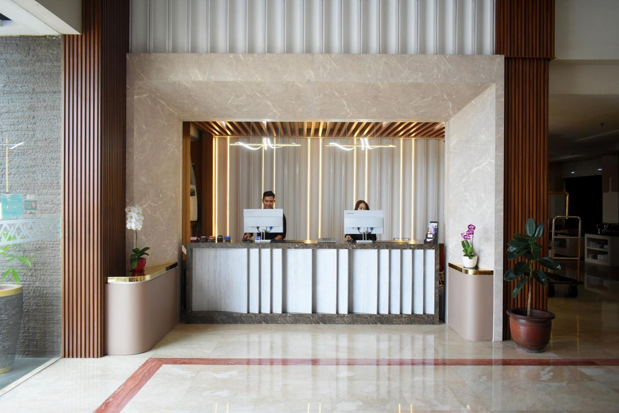 Abadi Hotel Malioboro Yogyakarta By Tritama Hospitality Екстериор снимка