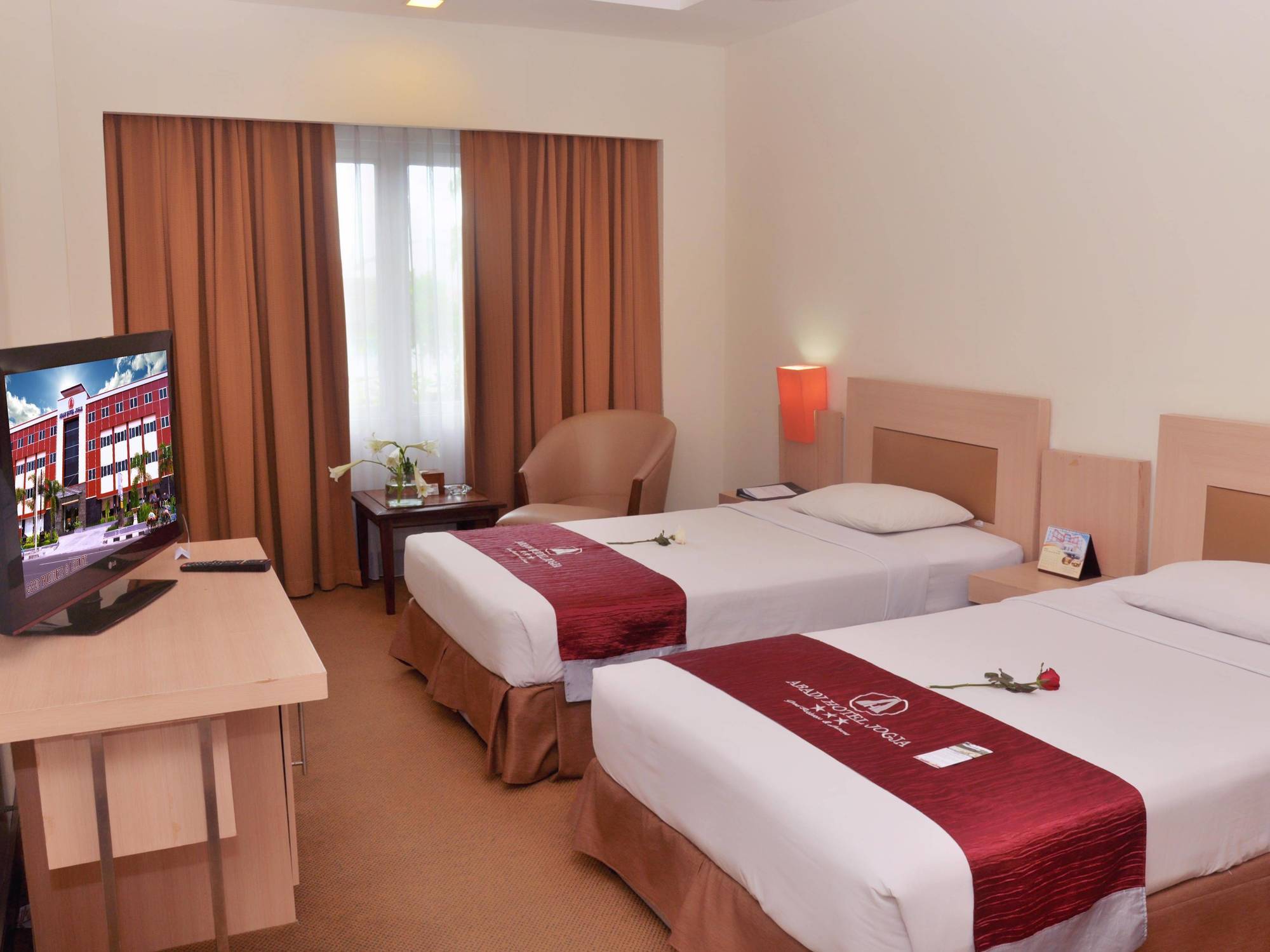 Abadi Hotel Malioboro Yogyakarta By Tritama Hospitality Екстериор снимка